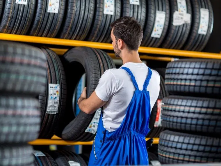 Pazarlar Oto Lastikçi